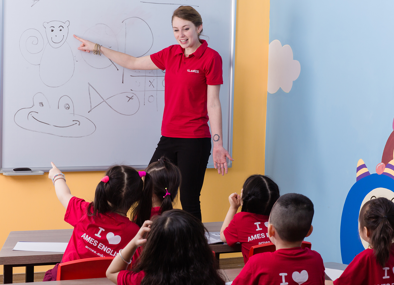 Học từ vựng thông qua hình ảnh tại AMES English