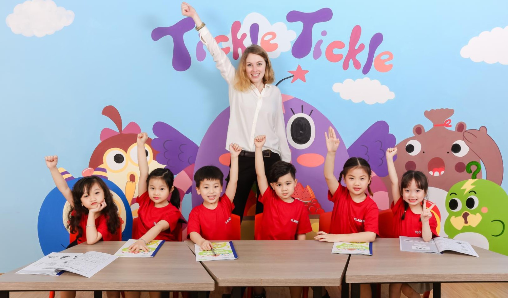 lớp học tiếng Anh cho bé lớp 1 tại AMES English